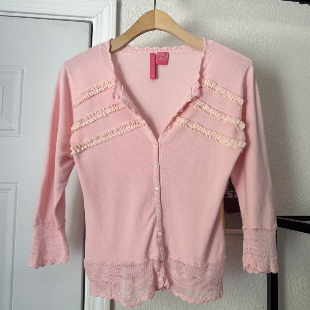 CHARLOTTE TARANTOLA y2k pink ruffle button up boxy cropped cardigan top